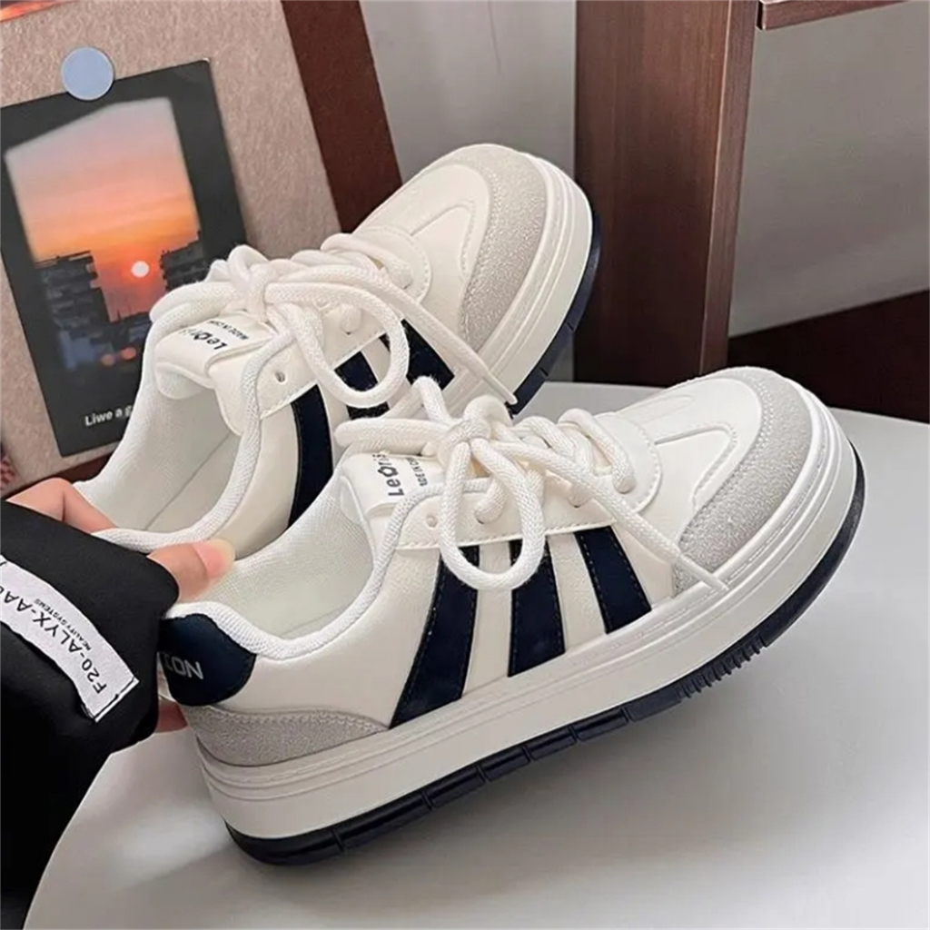 พร้อมส่ง รองเท้าผ้าใบผู้หญิง2024ฤดูใบไม้ร่วงมาใหม่ แฟชั่นทันสมัย พื้นหนารองเท้าหัวใหญ่ กันลื่น กันน้ำ ไซส์ 35-42