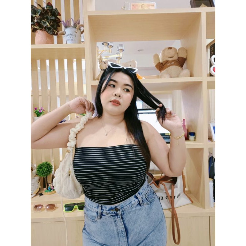 เกาะอกผ้ายืดงานสาวอวบอ้วน