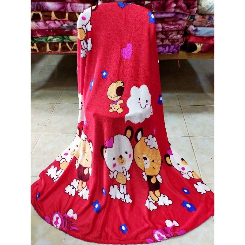 ถูกๆ!!!มีของพร้อมส่ง”ผ้าห่มนาโน4.5ฟุต”เกรดเอลายน่ารักสีสดแถมกระเป๋าใส่