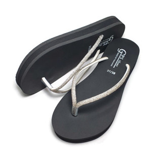 รองเท้าแตะ สายคีบเพชร สุดอิต วิบวับ