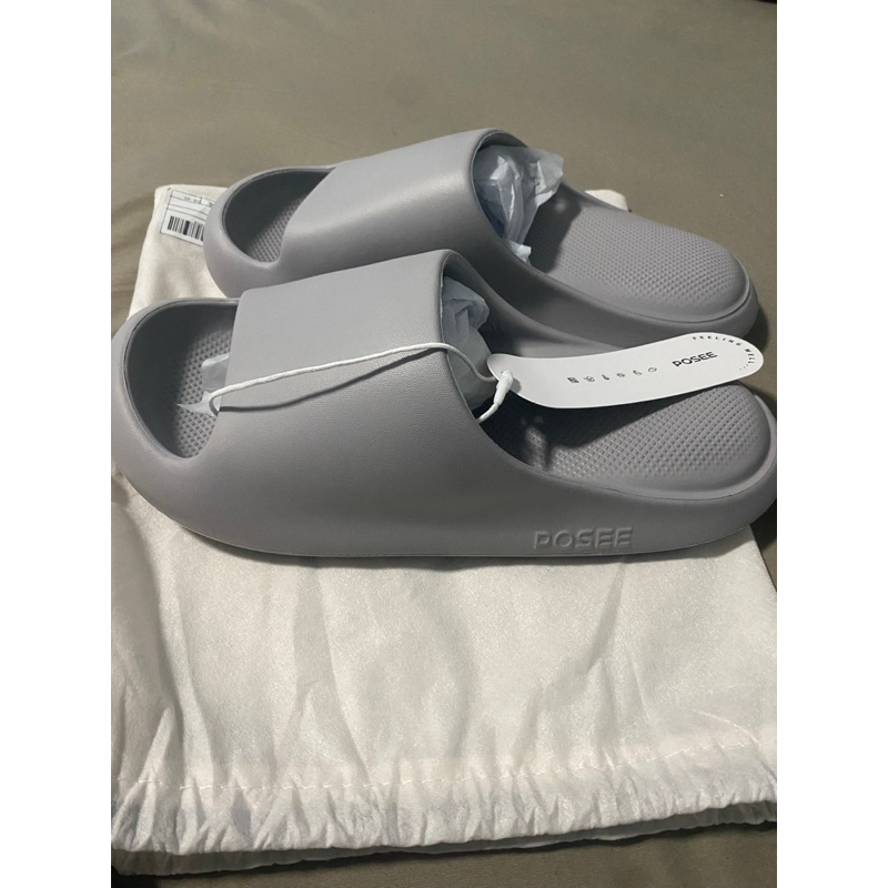 รองเท้า Posee ของแท้ ซื้อมายังไม่ใส่