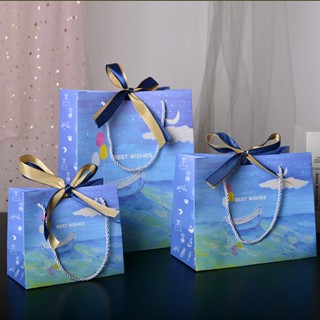 พร้อมส่ง ถุงกระดาษ BEST WISHES โทนสีฟ้า ลายเรือ หูหิ้วเชือก+…