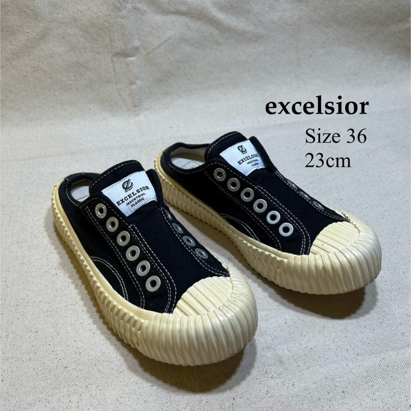 Excelsior แบรนด์ดังเกาหลี รองเท้าเปิดส้นสีดำ ผ้าแคนวาส Size 36 (23cm)
