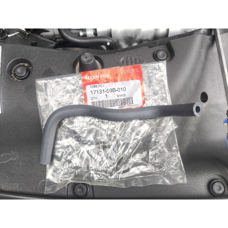 ท่อยาง PCV ท่อยางหายใจฝาวาวล์  CIVIC FC- FK / FE 1.5 TURBO แท้ห้าง