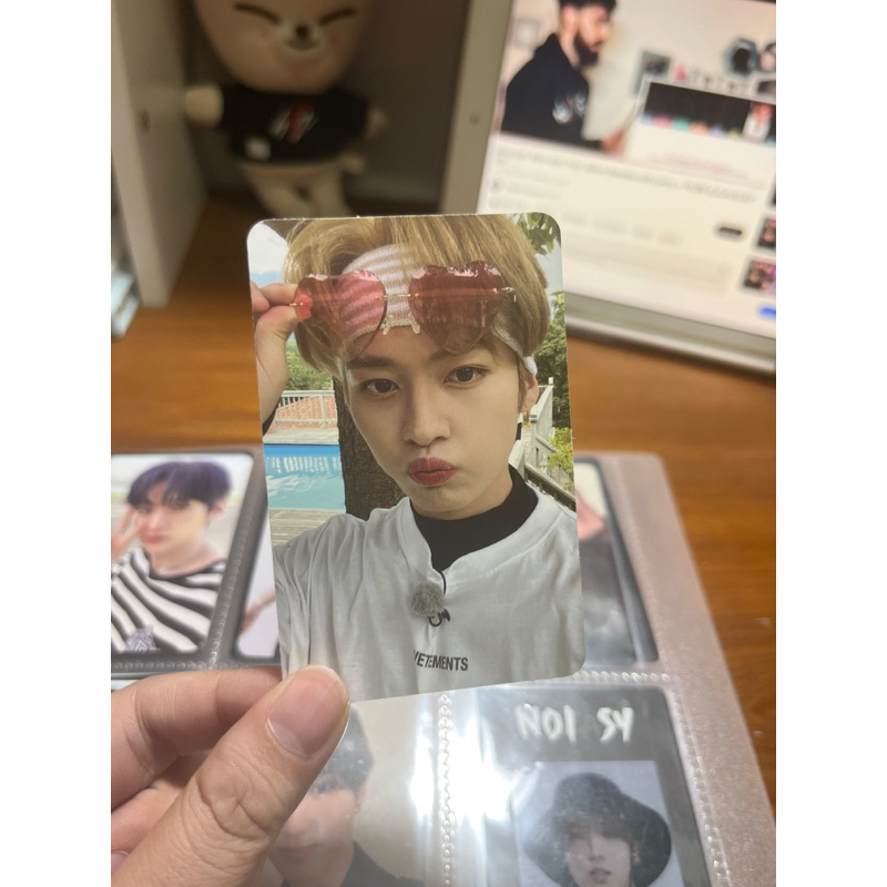 การ์ดลีโน Lee Know of Stray Kids