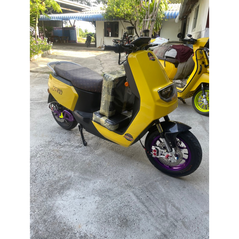 ชิ้นดำรถไฟฟ้าE2-Z2-AJ-C-lion-max1-004ของใหม่พร้อมส่งในไทย