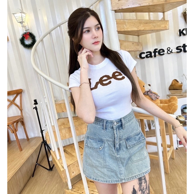 เสื้อยืดรัดรูป/สกรีนลาย(ฟรีไซร้)