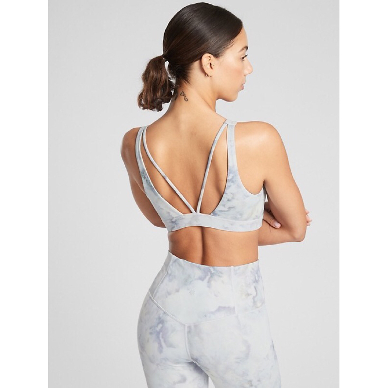 พร้อมส่ง: ชุดออกกำลังกายแบรนด์ ATHLETA ขนาด M