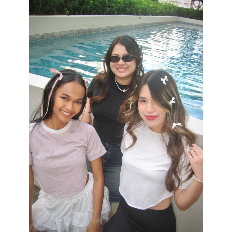 U-Crop Top - Milky Way🤍 | เสื้อครอป ชายโค้ง piggypinky.th