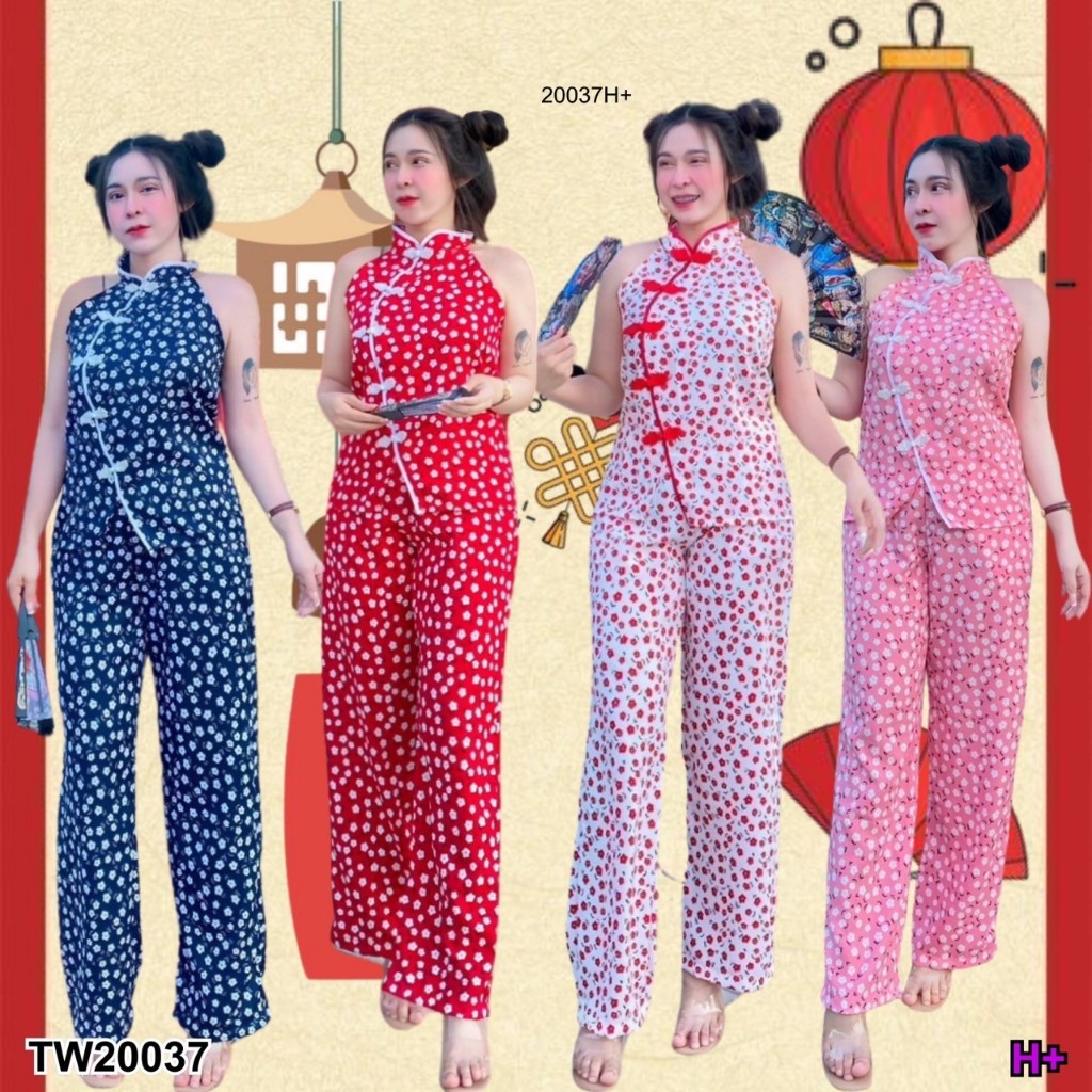 TwinsShopVip พร้อมส่ง TW20037 Set 2 ชิ้น เสื้อเปิดไหล่คอจีนซิปหลัง แต่งกระดุมจีน + กางเกงขายาวทรงกระบอก