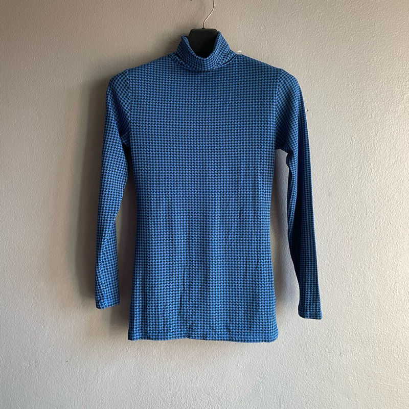 B43.คอเต่า แบรนด์ญี่ปุ่น Sz.m อก 32 ยาว 24 มี 2