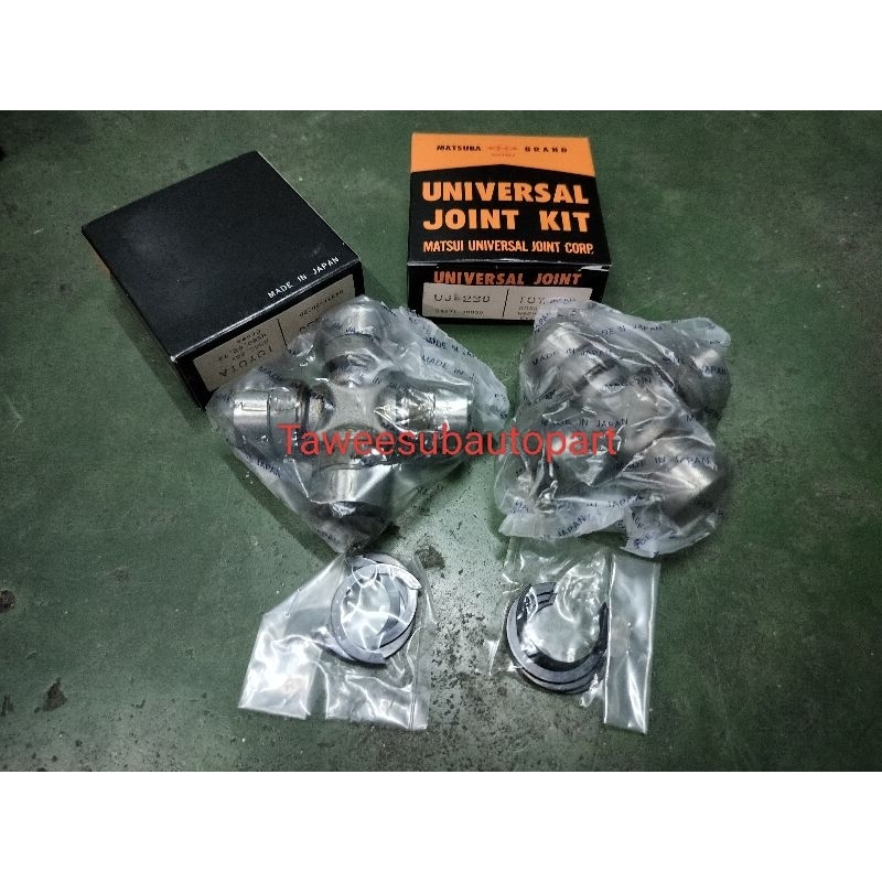 กากบาทเพลากลาง TOYOTA VIGO COMMUTER FORTUNER ขนาด29X77 ล๊อคใน ยอยเพลากลาง UJ230 Matsuba แท้ MADE IN JAPAN REVO GDH