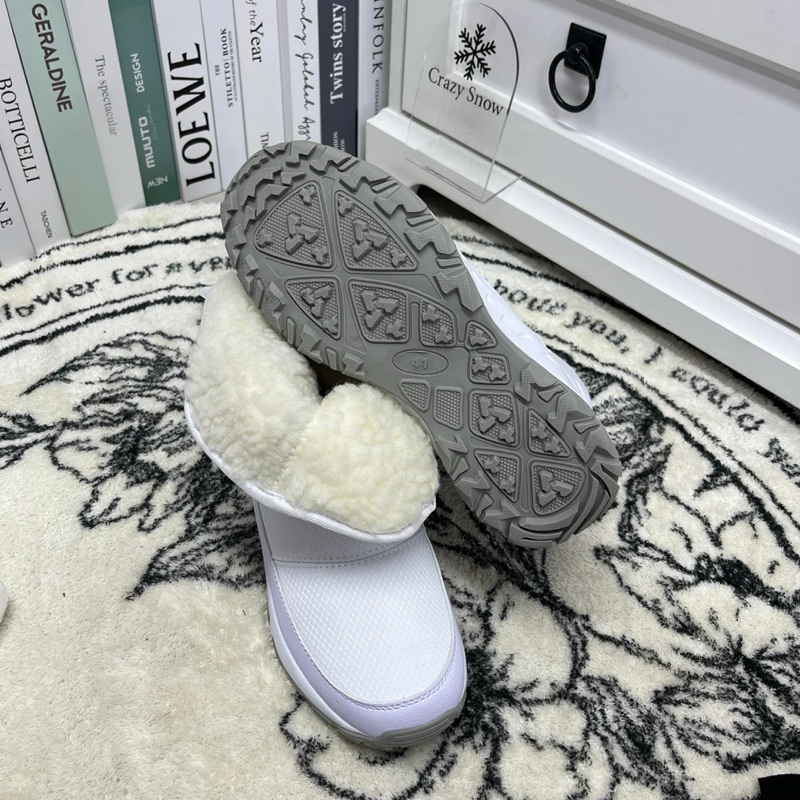 Crazy Snow บูทสั้นหน้ากว้างลุยหิมะ รุ่น Zipper Boots