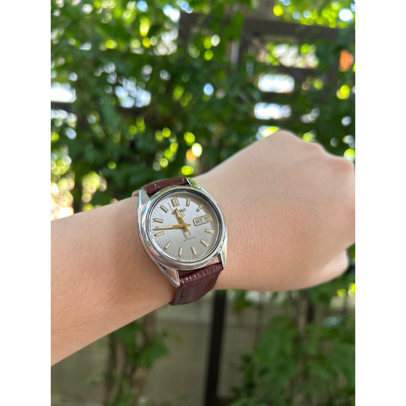นาฬิกามือสอง Seiko 5 Automatic ขัดเงา บำรุง ระบบใหม่ หลัง เปลือย รุ่นยอดนิยม