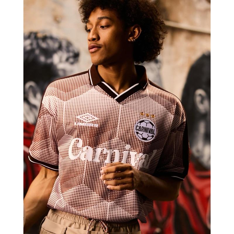 Carnival x UMBRO collection jersey cube