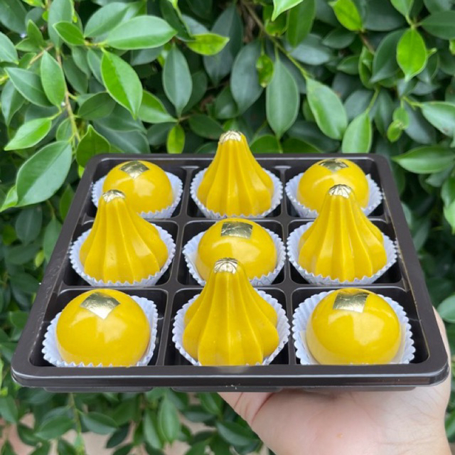 ขนมโมทกะลาดูก้อนทอง ขนาด40กรัม 9ลูก‼️ทานได้ อร่อยด้วย‼️ (ขนมพร้อมจัดส่งภายใน 1-2 วันนับจากวันที่ได้รับคำสั่งซื้อค่า)