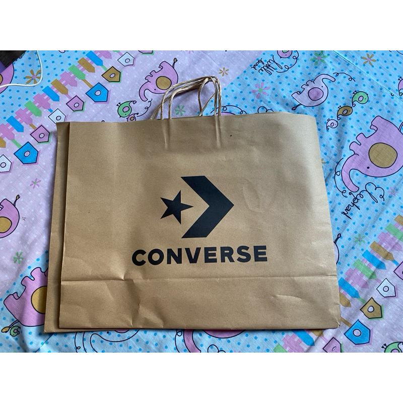ถุงกระดาษ แบรนด์แท้💯 Converse