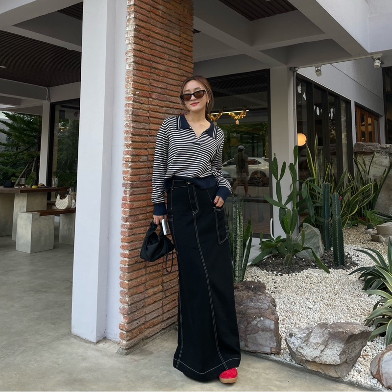 knockknock - SCENE SKIRT กระโปรงยีนส์แต่งกระเป๋าข้าง ชายหางปลา