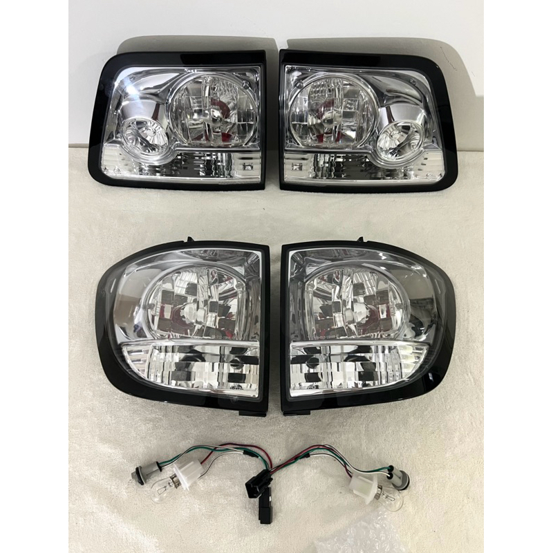 ไฟท้ายแต่ง Fortuner 2005 2006 2007 2008 2009 2010 DEPO (สีขาว) (4ชิ้น)