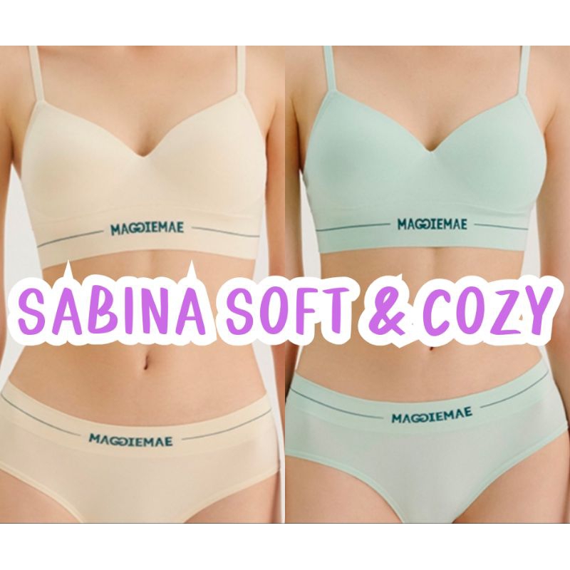 SABINA SOFT & COZY เสื้อชั้นในไร้โครง รหัส SBT25001BK - สีดำ