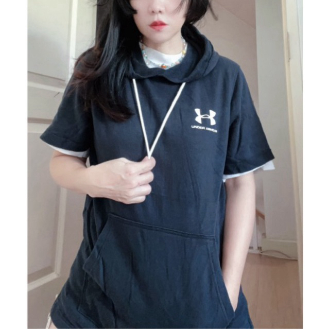 hoodie แท้มือสอง สวยๆ