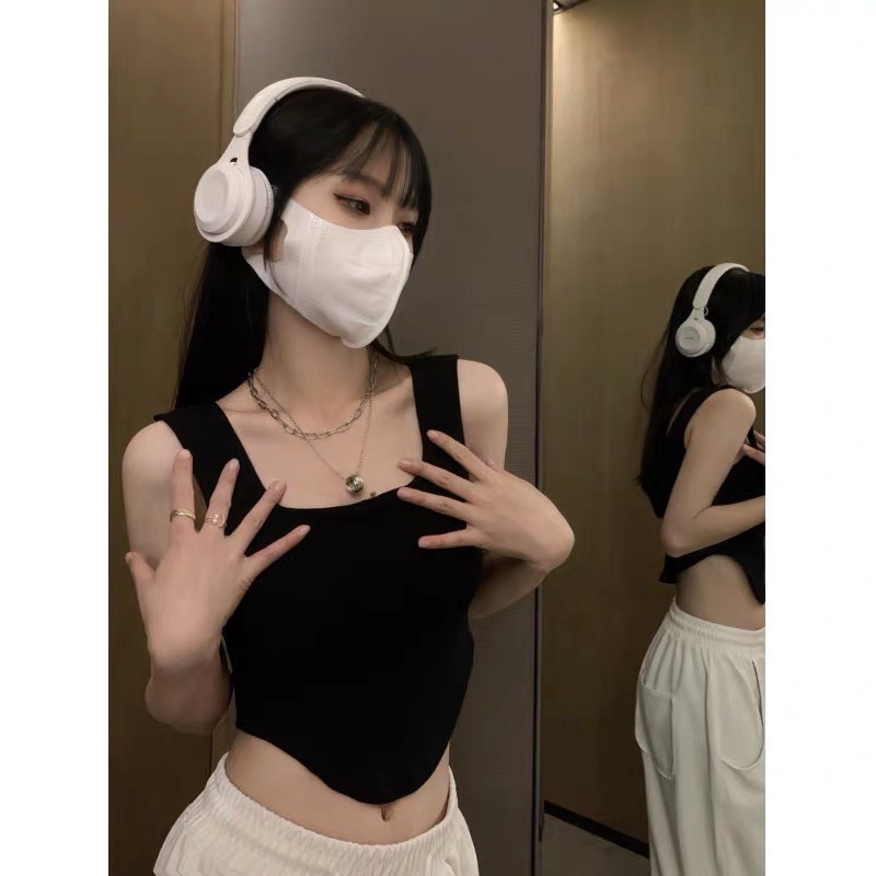 พร้อมส่ง เสื้อกล้าม ทรงครอป โชว์เอว มีบราในตัวไรโครง ฟรีไซส์ 8863#