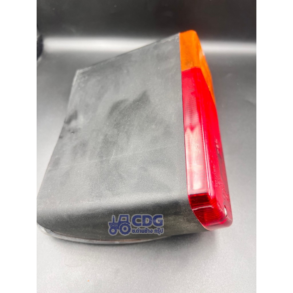 ไฟบังโคลนหลัง ขวา รถแทรกเตอร์ฟอร์ด รุ่น 3600-5610S,6600,7600,7710-7910,T5060,TS110 (5172685)