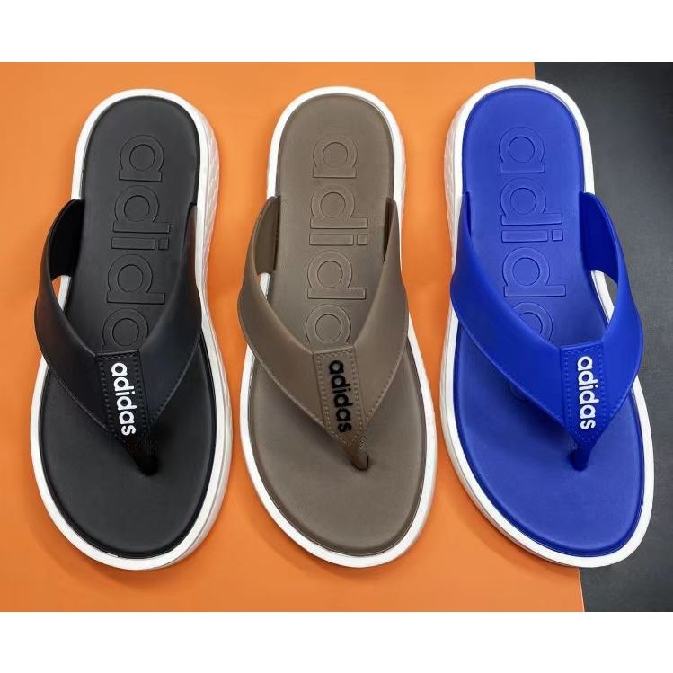 สไตล์ใหม่Adidasรองเท้าแตะผู้ชายสไตล์สปอร์ตนุ่มและสวมใส่สบาย(แนะนำลูกค้าเพิ่มอีก1-2ไซส์)