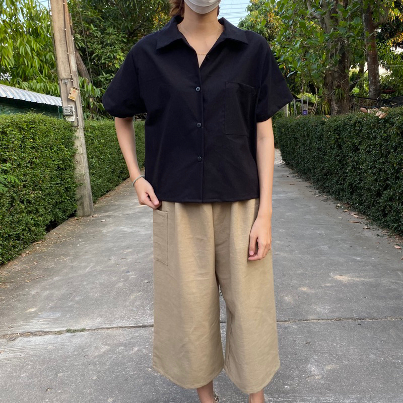 lamoonta เสื้อเชิ้ตผู้หญิง เสื้อคอปกผู้หญิง แขนสั้น ผ้าฝ้าย ทรง oversize ลุคสาวออฟฟิศ มินิมอล  สไตล์เชียงใหม่ เสื้อดำ