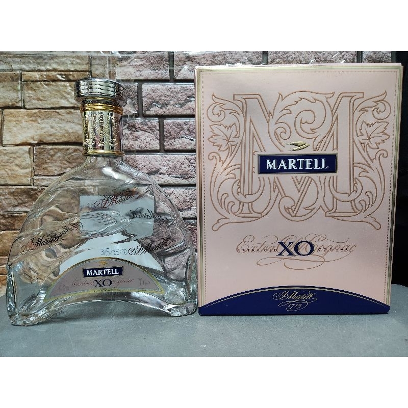 ขวดเหล้าเปล่า Martell XO Cognac 1 lite *ฝาจุกไม่แน่น*