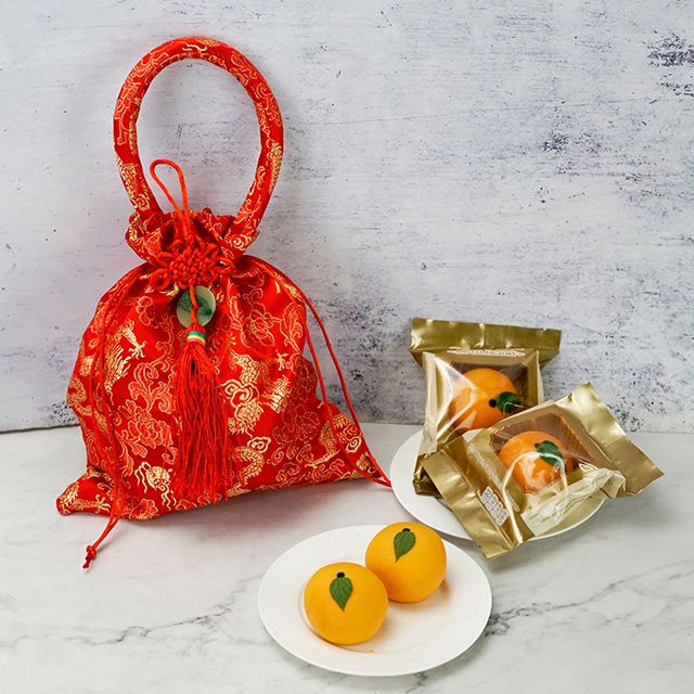 SYC16 ถุงเกลียวหยก | ขนมมงคลส้มแมนดาริน 4 ชิ้นเล็ก | ขนมไหว้ตรุษจีน ของฝากมงคล | Bakery Hut