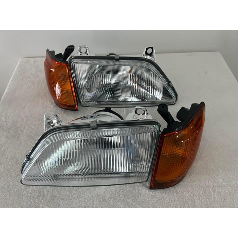 ไฟหน้า TOYOTA SOLUNA 1997-1998 ตัวแรก