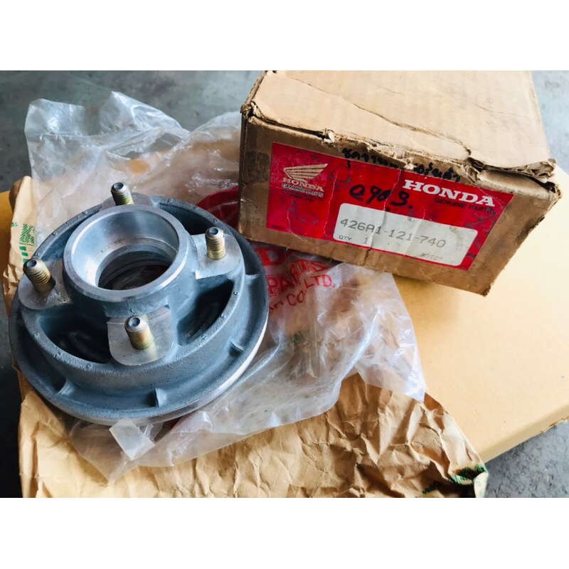 ดุมสเตอร์หลังรถC90A,MD90ใช้ร่วมกับC50,C65,C70,C90,C700,C900,C900Custom,S90,SB90,S90Z,CL90,CL90Zงานแท