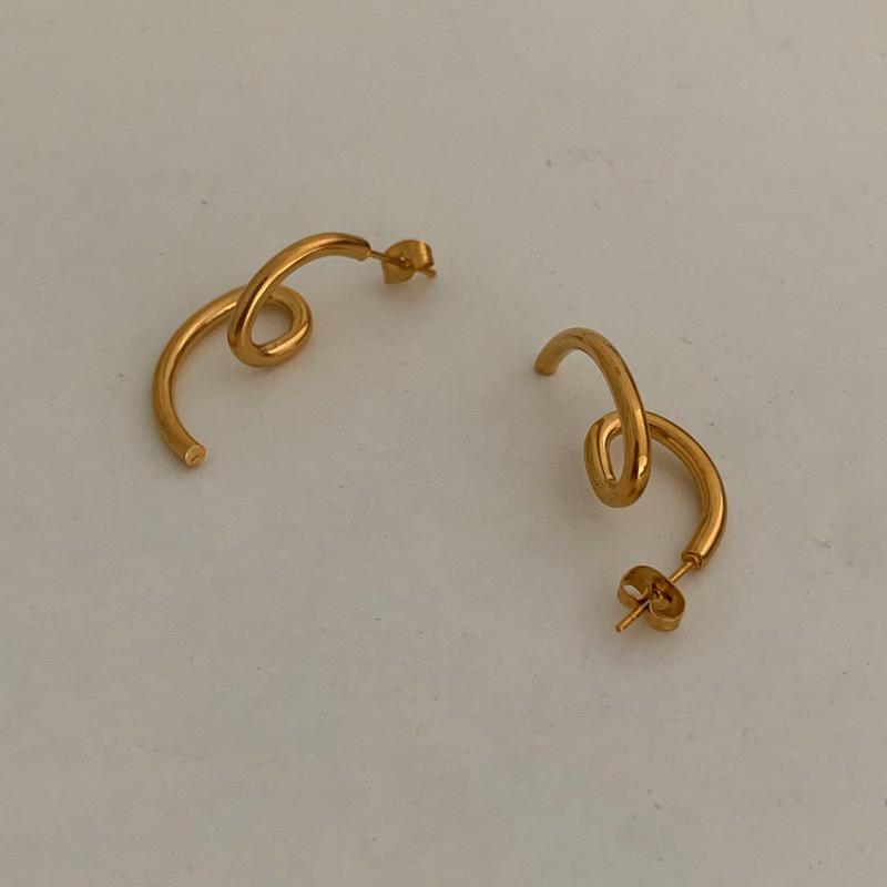 HER OBJECTIVE_HER CHERISH EARRINGS