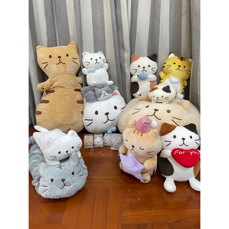 Fuku Fuku Nyonko แมว ฟูกุฟูกุ ตุ๊กตา หมอนข้าง เนื้อมาส งานลิขสิทธิ์ งานแท้ ญี่ปุ่น มีหลากหลายแบบค่ะ ใหม่ 17/05/26