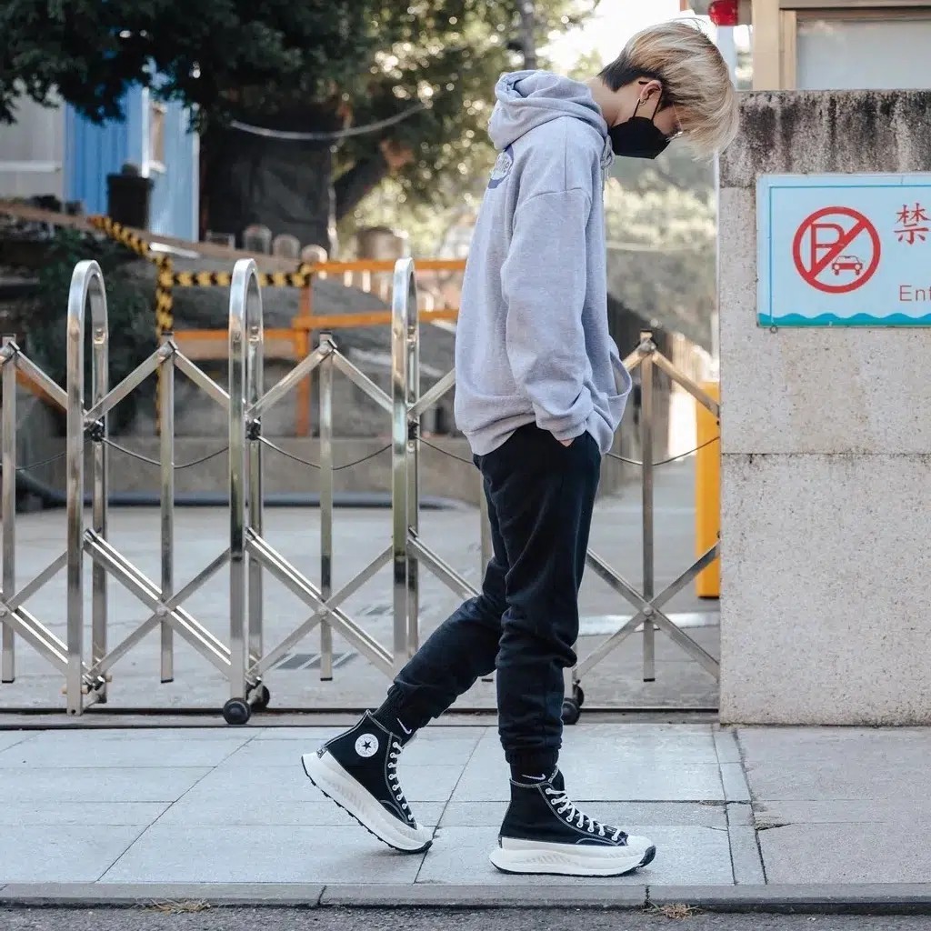 Converse Collection รองเท้าผ้าใบ รองเท้าข้อสูง UX Chuck70 AT-CX Future Comfort HI A03277CH2BKXX (3700)