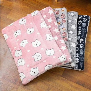 พร้อมส่ง🐾 พรมนอนสัตว์เลี้ยง เบาะนอนสำหรับสัตว์เลี้ยง เบาะรองนั่ง ที่นอนสัตว์เลี้ยง ขนนุ่ม ที่นอนสุนัข ที่นอนแมว