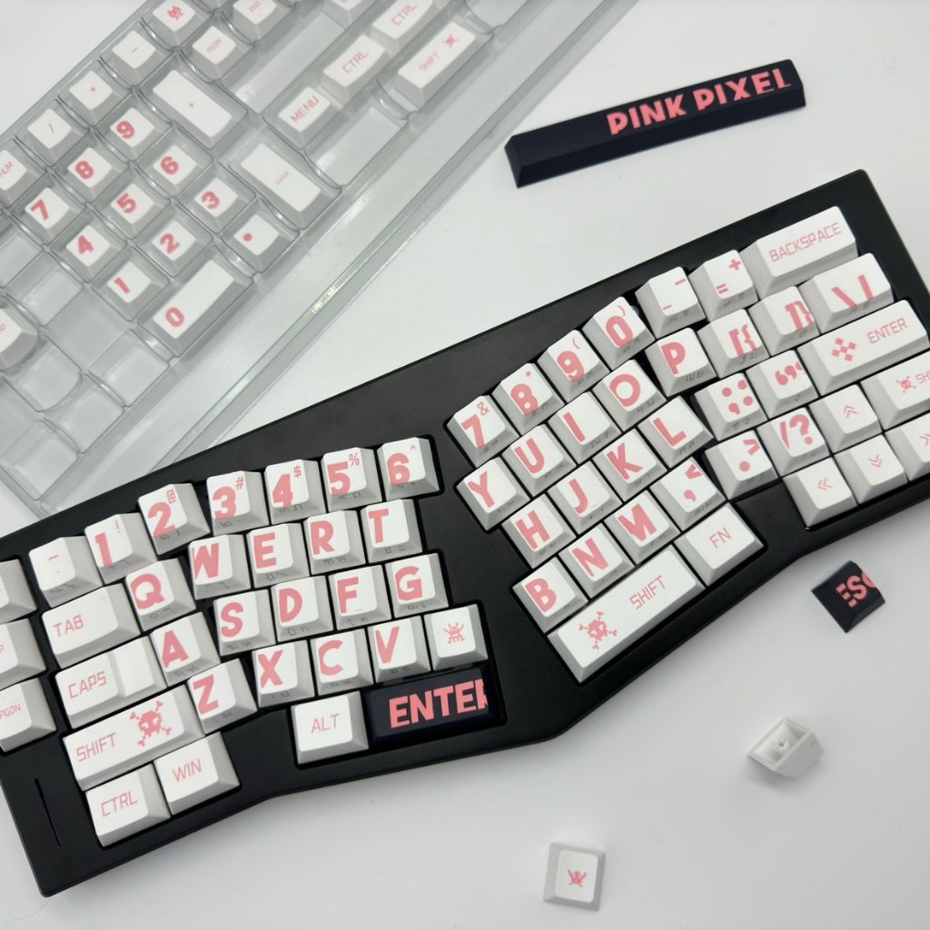 ⚡พร้อมส่งจากไทย⚡ รุ่นไหม่ keycaps คีย์ไทย133 PBT ปุ่มกดแป้นพิมพ์ DIYสำหรับแป้นพิมพ์เครื่องกล ตัวอักษรสีชมพู