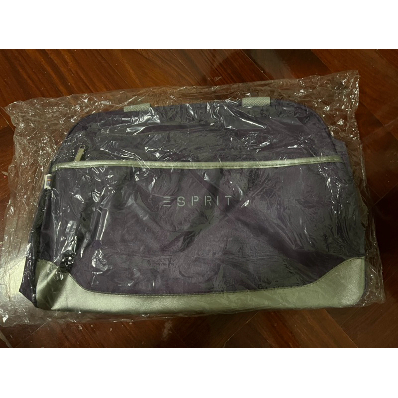 กระเป๋าเดินทาง ESPRIT สีม่วง แบบหิ้ว