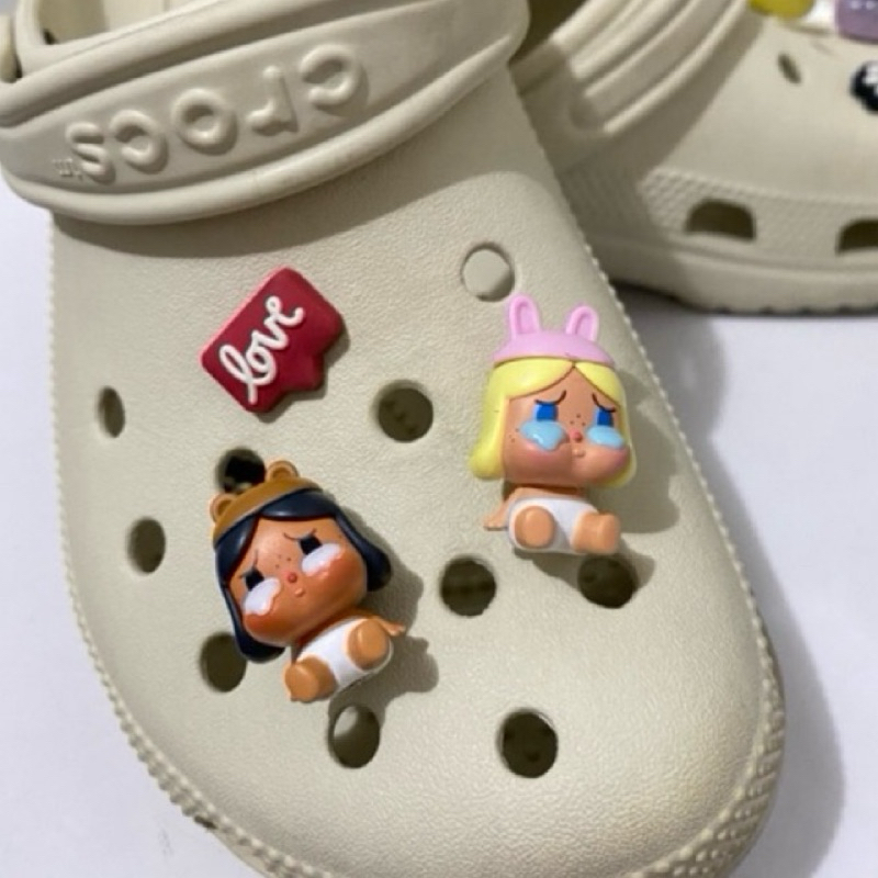 [พร้อมส่ง 🇹🇭] 💢Popbean ของแท้ 💯 จิบบิท jibbitz crybaby  สำหรับติดรองเท้า Crocs‼️( เฉพาะตัว Crybaby PopBean)  #crybaby