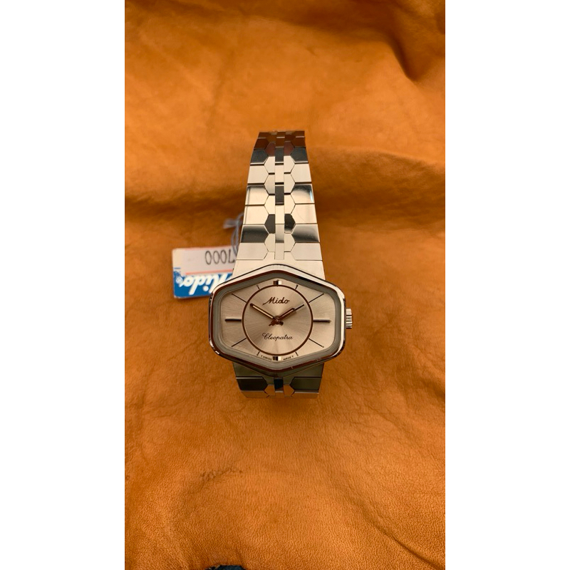 นาฬิกา MIDO Vintage Watch ระบบไขลาน มือสองสภาพใหม่ของแท้ราคา 4,900 บาท