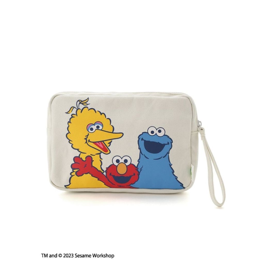 กระเป๋า SESAME STREET Wallet Pouch จาก SESAME STREET MARKET JAPAN ขนาด 16 x 23 x 4 ซม.
