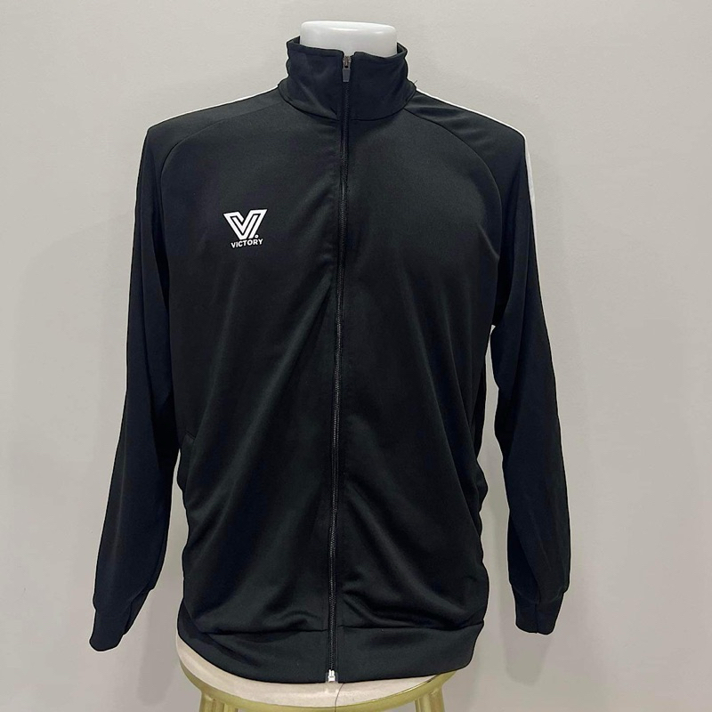 เสื้อวอร์ม Victory ใส่สบาย ไม่ร้อน กันแดด ดูดีทุกมุมมอง ️️