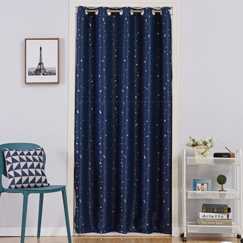 แนะนำ ผ้าม่าน ผ้าม่านทึบแสงลายดาว ห่วงตาไก่ กันแดด กันยูวี ม่านหน้าต่าง-ประตู พร้อมส่ง ราคาพิเศษ มีเก็บเงินปลายทาง