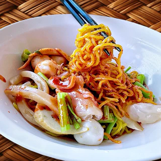 ซอสเย็นตาโฟแห้งหม่าล่ารสนิยม ครบรสไม่ต้องปรุงเพิ่ม แซ่บเผ็ดชาลงตัว อิสลามทานได้