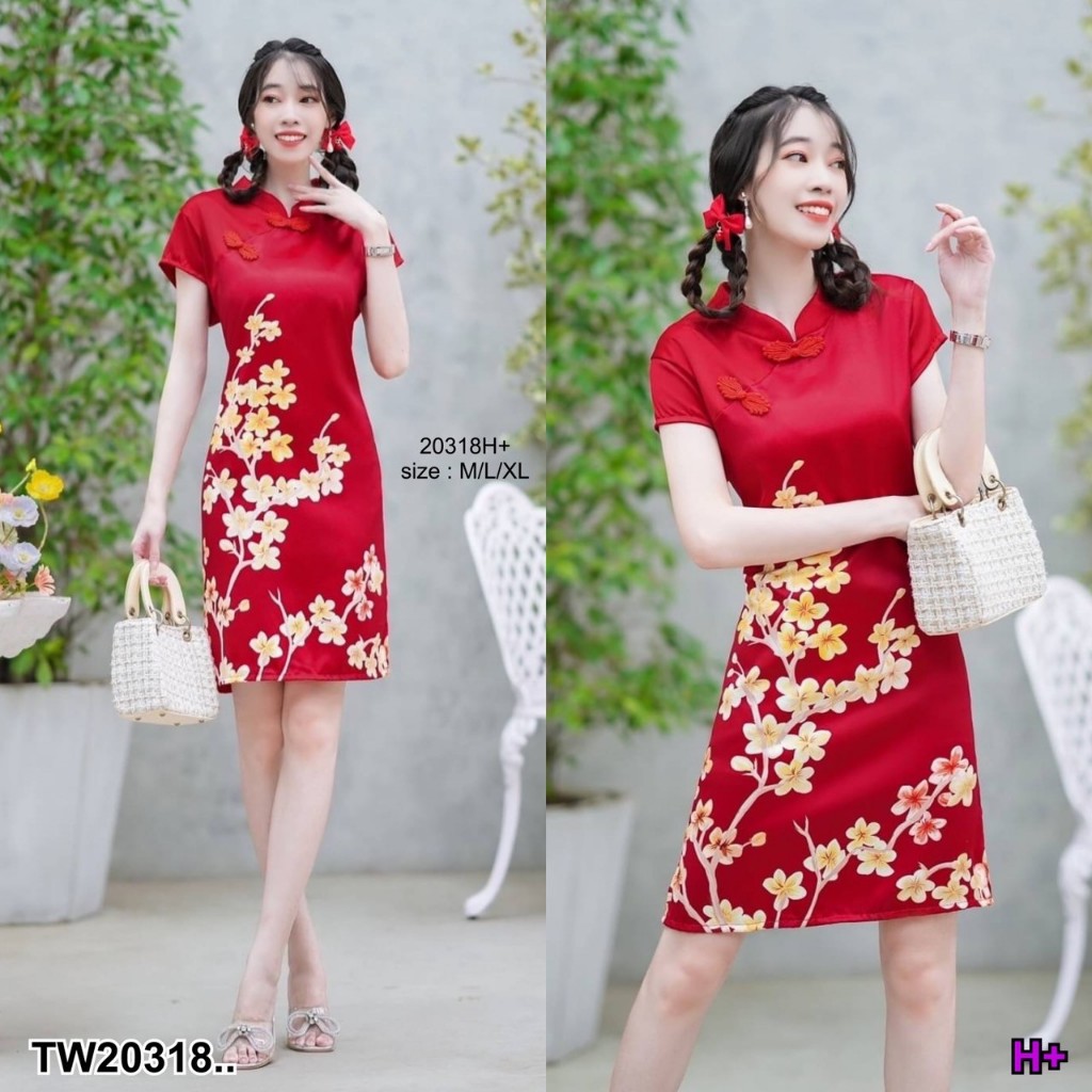 TwinsShopVip💗พร้อมส่ง TW20318 เดรสกี่เพ้าลายดอกซากุระสีทอง .. - รูปที่ 2