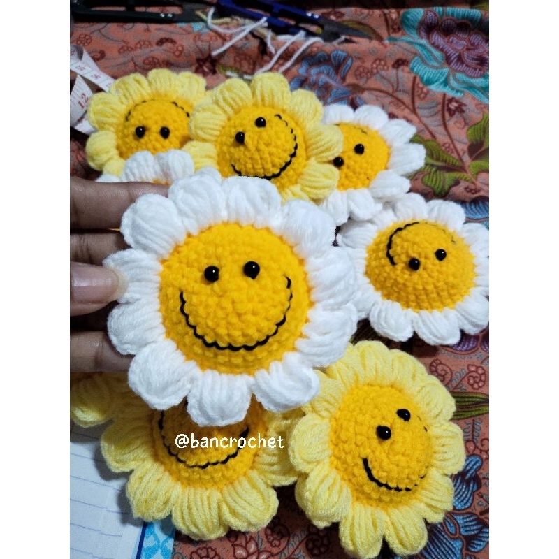 ทานตะวันเดซี่ถักดอกยิ้ม&