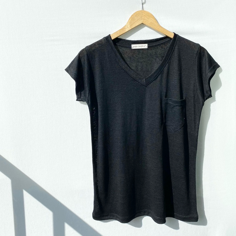 S8 เสื้อยืด คอวีแต่งกระเป๋า ผ้าสลาฟ สาวอวบ รอบอก 36-40“