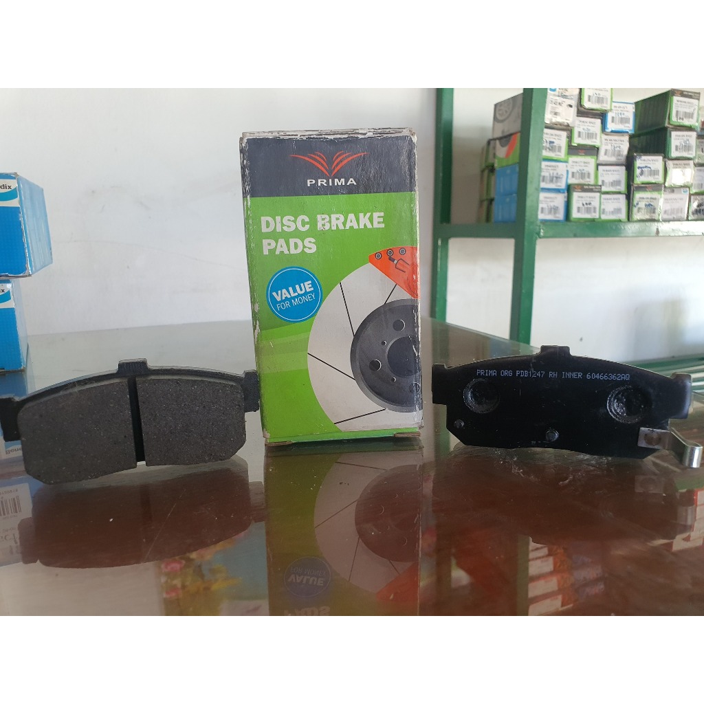 ผ้าเบรคหลังCefiro A32 2.0 3.0 96-02 Primera P11 2.0 96-01 BLUEBIRD U13 93-96 Nissan Pulsar N15 2.0 H