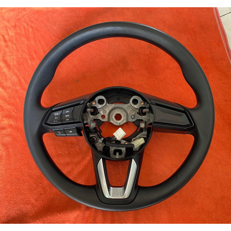 วงพวงมาลัย MAZDA 2 SKYACTIVE  แท้มือสอง